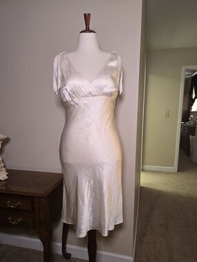 Vintage BCBG Silk Satin White Ivory Slip Dress